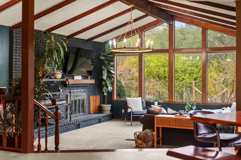15133 Vista Knolls Dr, Redding, CA 96001