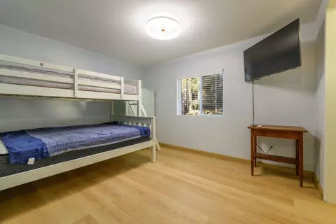 Bedroom - 7528 Leaning Cedar Ln, Shingletown, CA 96088 photo 3 of 5