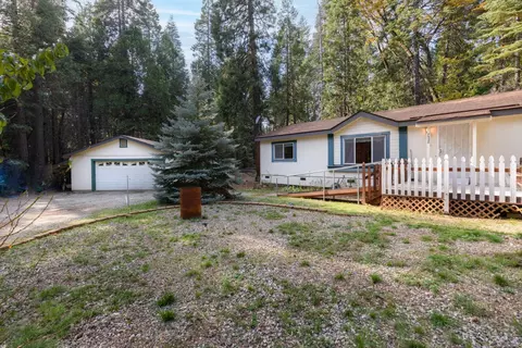 Exterior - 7528 Leaning Cedar Ln, Shingletown, CA 96088 photo 4 of 7
