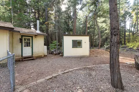 Exterior - 7528 Leaning Cedar Ln, Shingletown, CA 96088 photo 6 of 7