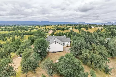 View/Area - 12921 Gas Point Rd, Igo, CA 96047 photo 7 of 28