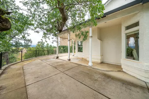 Exterior - 12921 Gas Point Rd, Igo, CA 96047 photo 12 of 22