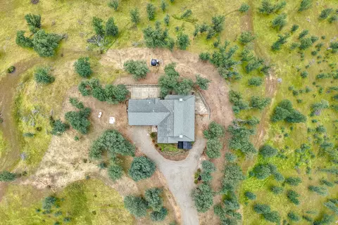 View/Area - 12921 Gas Point Rd, Igo, CA 96047 photo 17 of 28