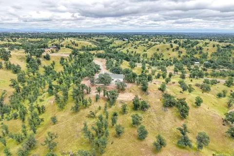 View/Area - 12921 Gas Point Rd, Igo, CA 96047 photo 10 of 28