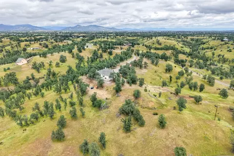 View/Area - 12921 Gas Point Rd, Igo, CA 96047 photo 11 of 28