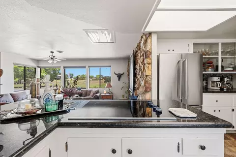 Kitchen - 6905 Scotview Ln, Anderson, CA 96007 photo 2 of 3