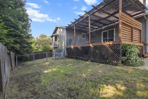 Exterior - 1996 Mary Lake Dr, Redding, CA 96001 photo 7 of 9