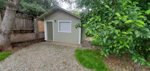 3695 Seneca Ct, Redding, CA 96001 photo 23