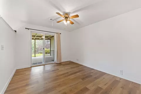 3695 Seneca Ct, Redding, CA 96001 photo 9