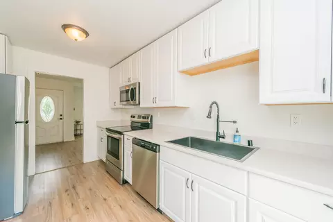 Kitchen - 1210 C St, Redding, CA 96002 photo 1 of 3