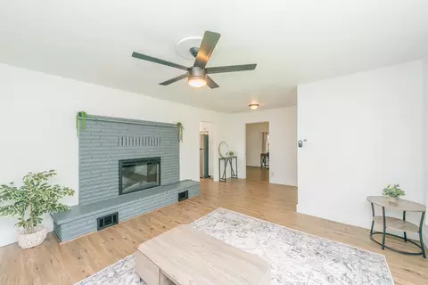Living - 1210 C St, Redding, CA 96002 photo 2 of 4