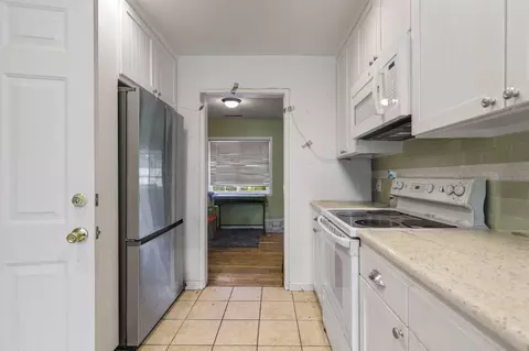 Kitchen - 1103 2nd St, Redding, CA 96002 photo 3 of 3