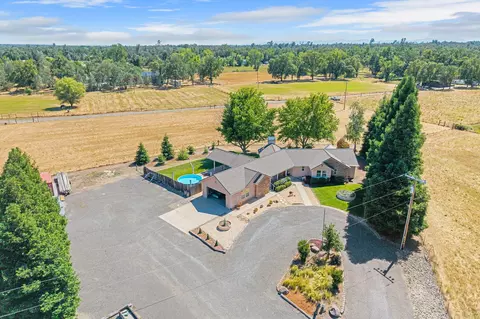 22273 Lancelot Ln, Palo Cedro, CA 96073