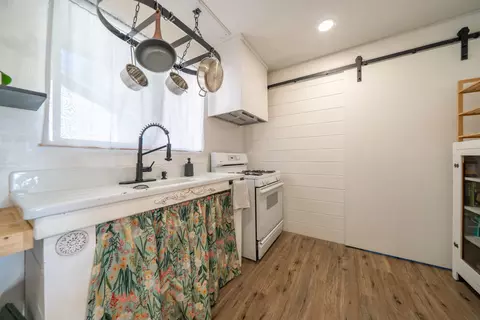 Kitchen - 12255 E Stillwater Way, Redding, CA 96003 photo 6 of 8