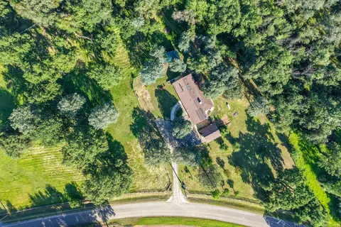 View/Area - 12255 E Stillwater Way, Redding, CA 96003 photo 3 of 8