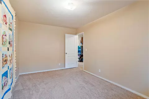 Bedroom - 1255 Scenic Way, Redding, CA 96001 photo 4 of 4