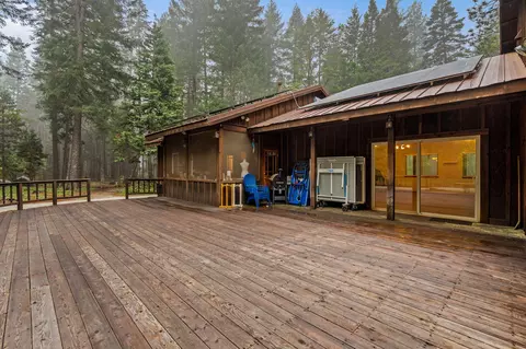Exterior - 8275 Sky Tree Ln, Shingletown, CA 96088 photo 9 of 17