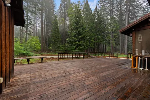 Exterior - 8275 Sky Tree Ln, Shingletown, CA 96088 photo 8 of 17