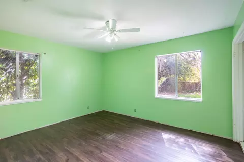 Bedroom - 2993 Sacramento Dr, Redding, CA 96001 photo 2 of 3