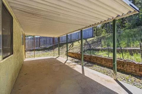 Exterior - 10618 Old Oregon Trl, Redding, CA 96003 photo 14 of 16