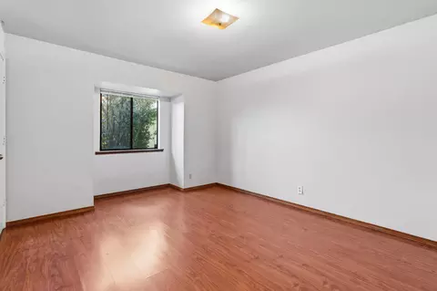 Bedroom - 10618 Old Oregon Trl, Redding, CA 96003 photo 1 of 5