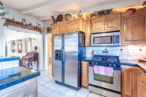 Kitchen - 406 S Jackson St, Red Bluff, CA 96080 photo 2 of 3