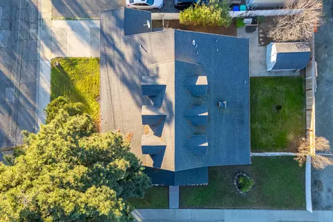 View/Area - 406 S Jackson St, Red Bluff, CA 96080 photo 2 of 2