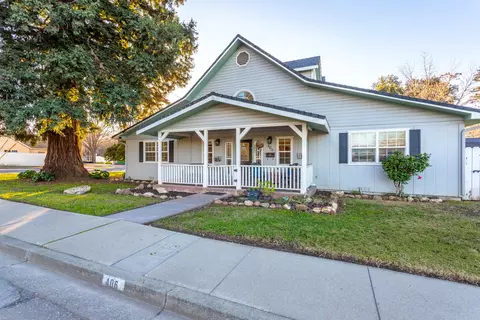 Exterior - 406 S Jackson St, Red Bluff, CA 96080 photo 7 of 10