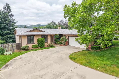 1988 Mary Lake Dr, Redding, CA 96001