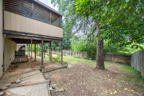 Exterior - 1988 Mary Lake Dr, Redding, CA 96001 photo 16 of 18