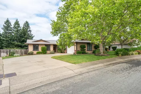 Exterior - 1988 Mary Lake Dr, Redding, CA 96001 photo 2 of 18