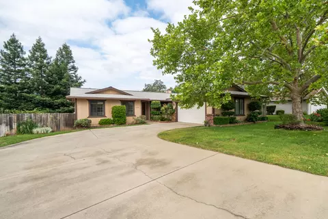 Exterior - 1988 Mary Lake Dr, Redding, CA 96001 photo 4 of 18
