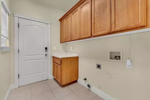 Other - 1026 Rollingview Dr, Redding, CA 96003 photo 5 of 6