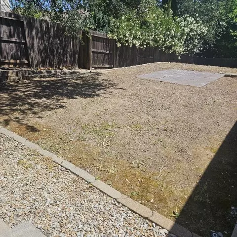 Exterior - 1026 Rollingview Dr, Redding, CA 96003 photo 3 of 6