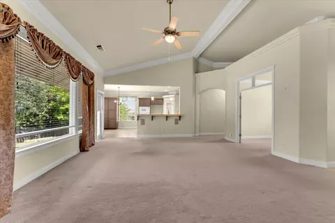 Living - 1026 Rollingview Dr, Redding, CA 96003 photo 2 of 4