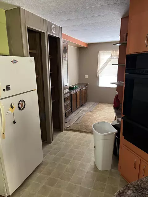 821 Saint Marks St, Redding, CA 96003 photo 10