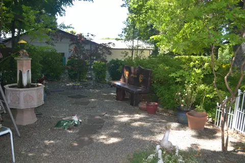 Exterior - 6671 Creekside St, Redding, CA 96001 photo 10 of 13