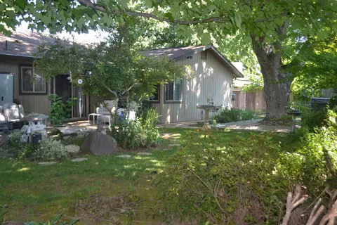 Exterior - 6671 Creekside St, Redding, CA 96001 photo 7 of 13
