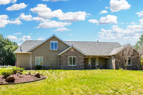 18255 Gas Point Rd, Cottonwood, CA 96022