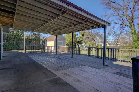 Exterior - 3267 E Bailey Dr, Anderson, CA 96007 photo 4 of 9