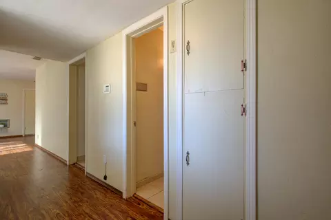 Entry Way - 3267 E Bailey Dr, Anderson, CA 96007 photo 2 of 2
