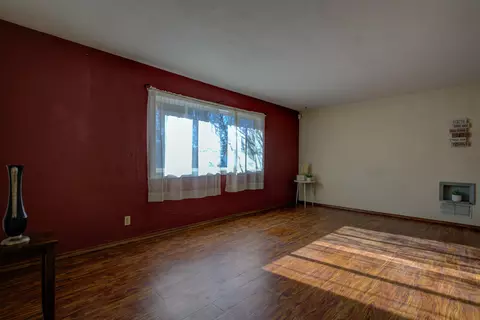 Living - 3267 E Bailey Dr, Anderson, CA 96007 photo 1 of 7
