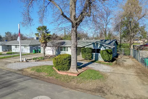 Exterior - 3267 E Bailey Dr, Anderson, CA 96007 photo 2 of 9