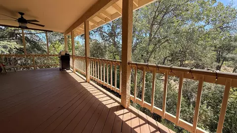 Exterior - 3849 Appalachian Way, Redding, CA 96001 photo 8 of 9