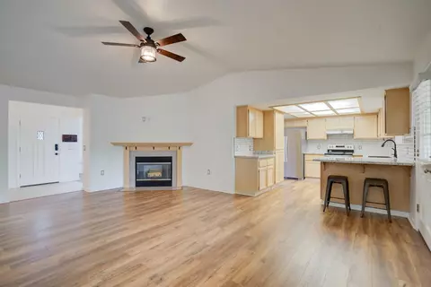 Living - 3849 Appalachian Way, Redding, CA 96001 photo 9 of 13