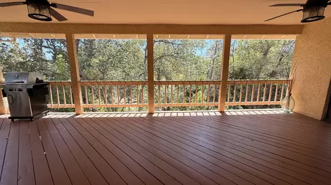 Exterior - 3849 Appalachian Way, Redding, CA 96001 photo 7 of 10
