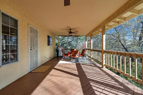 Exterior - 3849 Appalachian Way, Redding, CA 96001 photo 4 of 12