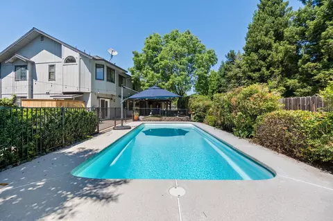 Exterior - 2373 Calle Seca Ct, Redding, CA 96002 photo 18 of 19