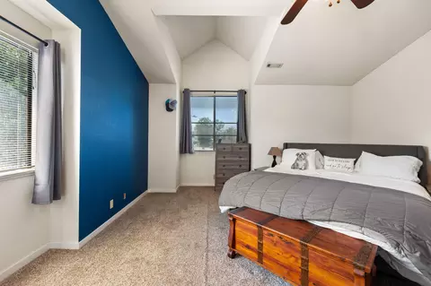 Bedroom - 2373 Calle Seca Ct, Redding, CA 96002 photo 2 of 8
