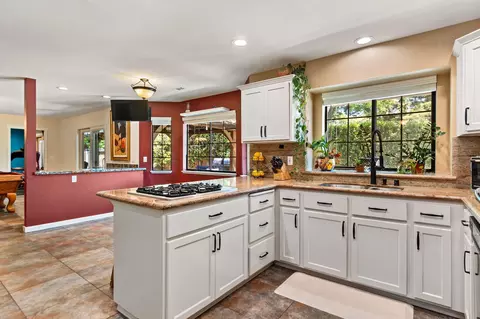 Kitchen - 2373 Calle Seca Ct, Redding, CA 96002 photo 1 of 6